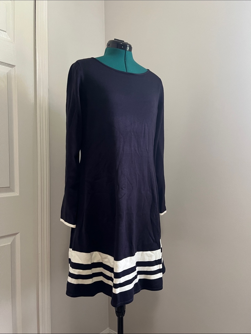 Women's Navy Blue Long-Sleeve Stripe Hem Dress